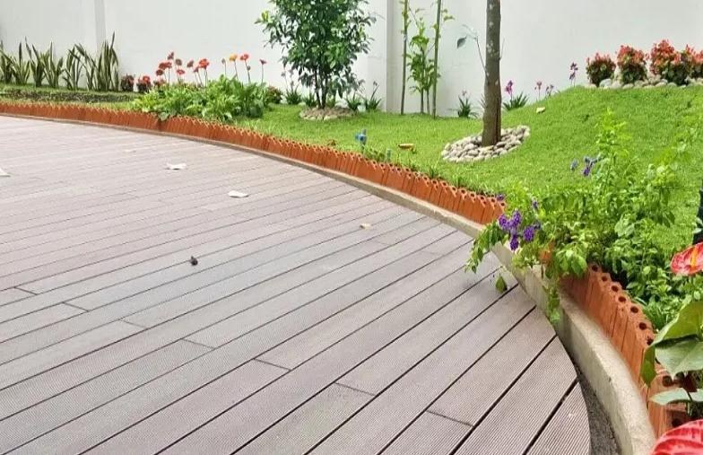  Wood Plastic Decking 