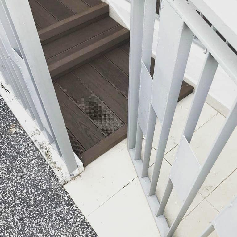 Professional manufacture cheap wood effect wpc decking solid outdoor garden patio deck panel board flooring