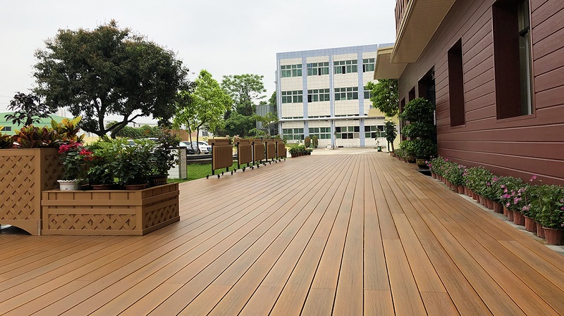 Wood Plastic Composite Solid Decking WPC Outside Flooring