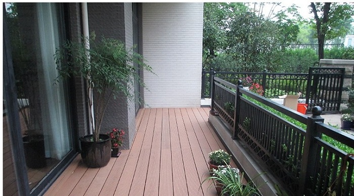 Solid Floor Decking.jpg